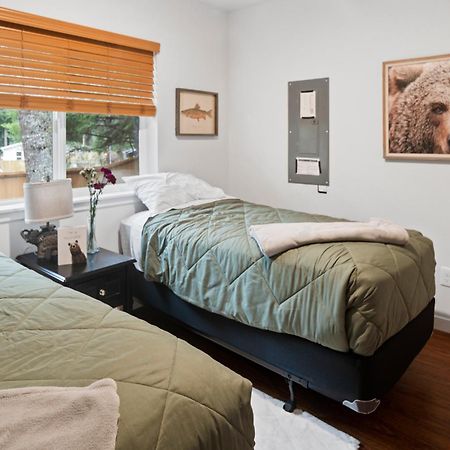 Mt. Rainier Cabin W/Hot Tub Ashford Luaran gambar